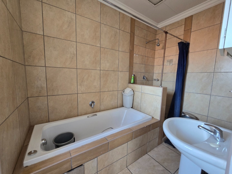1 Bedroom Property for Sale in Bult South North West
